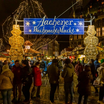 © 2018 Christoph Hunsaenger | 08.12.2018 19:40:21 | Aachen, Ausfllug, Jahrgang 1961/62 Elz, Weihnachtsmarkt (20181208_Weihnachtsmarkt-Aachen_025.CR2)